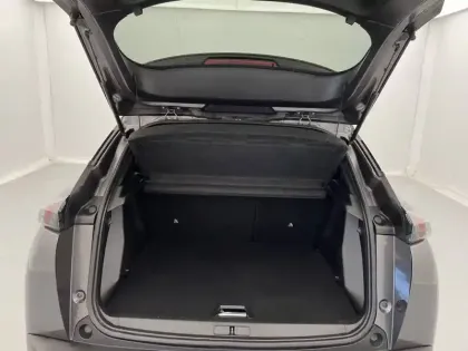 Photo 11 Peugeot 2008  PureTech 130 S&S EAT8