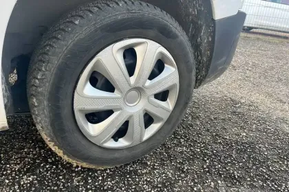 Photo 11 Peugeot Partner  FOURGON STANDARD 650 KG BLUEHDI 100 S&S BVM5