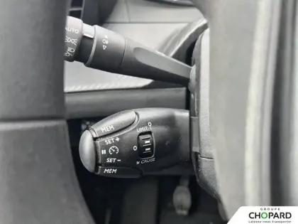 Photo 13 Peugeot 208  PureTech 75 S&S BVM5