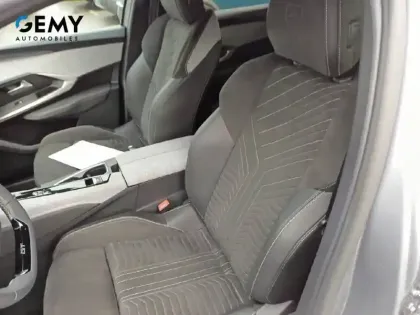 Photo 12 Peugeot 3008  Hybrid 145 e-DCS6