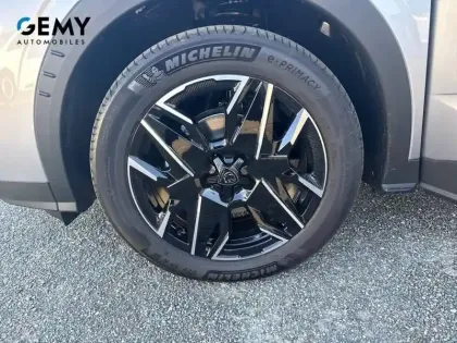 Photo 44 Peugeot 3008  Hybrid 145 e-DCS6