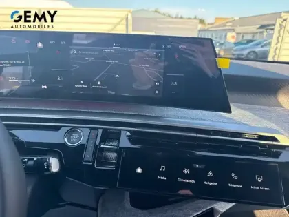 Photo 29 Peugeot 3008 Gén. III Ph1 Allure 5