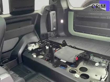 Photo 31 Land rover Defender  90 D300 MHEV BVA8 X-Dynamic