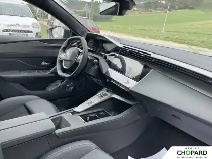 Photo 12 Peugeot 308  Electrique 55 kWh 156ch