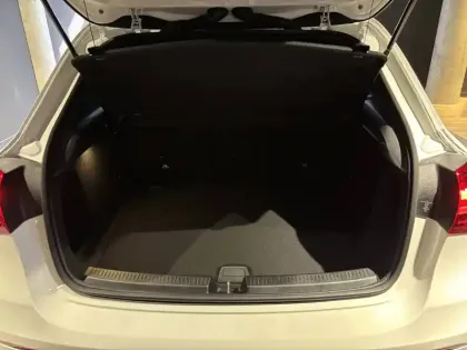 Photo 18 Mercedes Classe A  200 d 8G-DCT