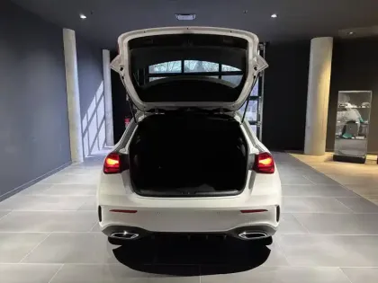 Photo 17 Mercedes Classe A  200 d 8G-DCT