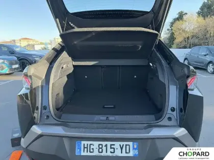 Photo 41 Peugeot 3008  Hybrid 145 e-DCS6