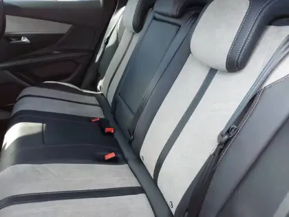 Photo 11 Peugeot 3008  Hybrid 225 e-EAT8