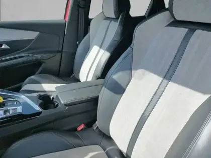 Photo 10 Peugeot 3008  Hybrid 225 e-EAT8