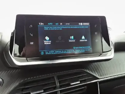 Photo 18 Peugeot 2008  BlueHDi 100 S&S BVM6