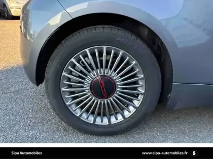 Photo 31 Fiat 500  e 95 ch