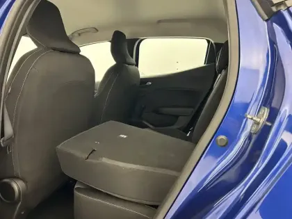 Photo 89 Renault Clio  Blue dCi 100