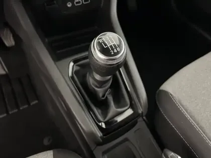 Photo 72 Renault Clio  Blue dCi 100