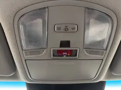 Photo 43 Hyundai Kona  1.6 CRDi 136 DCT-7 Hybrid 48V