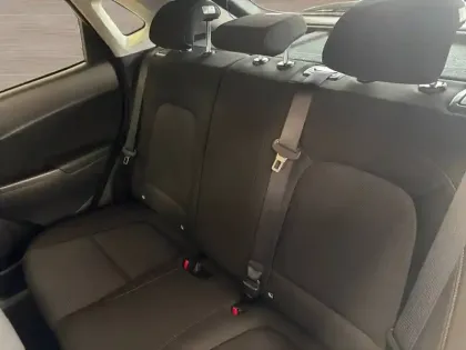 Photo 12 Hyundai Kona  1.6 CRDi 136 DCT-7 Hybrid 48V