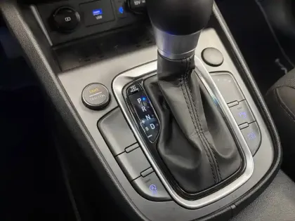 Photo 35 Hyundai Kona  1.6 CRDi 136 DCT-7 Hybrid 48V