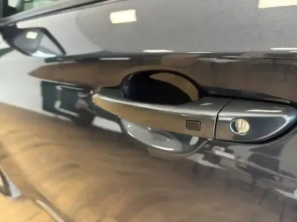 Photo 19 Hyundai Kona  1.6 CRDi 136 DCT-7 Hybrid 48V