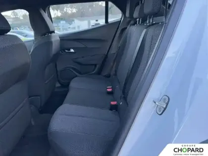 Photo 44 Peugeot 2008  Hybrid 145 e-DCS6