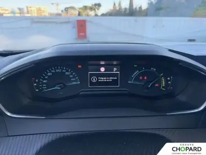 Photo 50 Peugeot 2008  Hybrid 145 e-DCS6