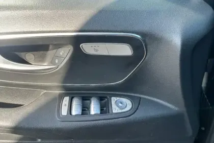 Photo 36 Mercedes Vito  MIXTO 119 CDI COMPACT BVA RWD