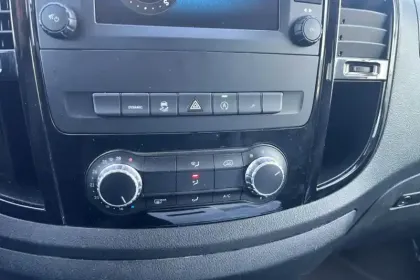 Photo 34 Mercedes Vito  MIXTO 119 CDI COMPACT BVA RWD