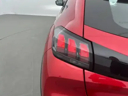 Photo 16 Peugeot 208  Electrique 50 kWh 136ch