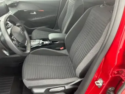 Photo 10 Peugeot 208  Electrique 50 kWh 136ch