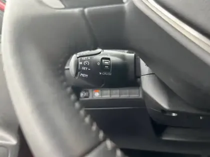 Photo 18 Peugeot 208  Electrique 50 kWh 136ch