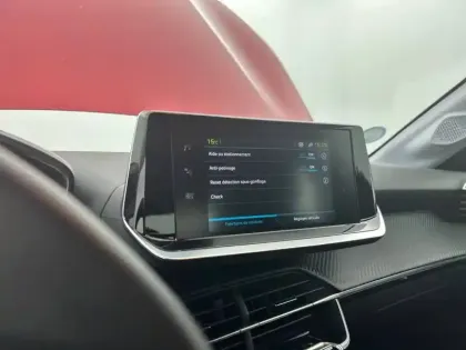 Photo 19 Peugeot 208  Electrique 50 kWh 136ch