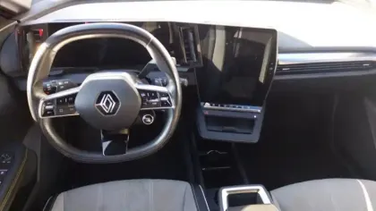 Photo 8 Renault Megane  E-Tech EV60 220 ch super charge