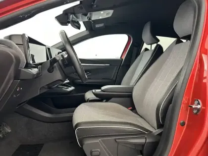Photo 71 Renault Megane  E-Tech EV60 220 ch super charge