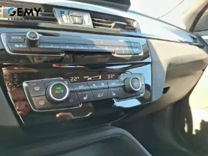 Photo 55 BMW X1  sDrive 18d 150 ch BVA8