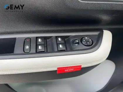 Photo 14 Citroën C3  Turbo 100 ch BVM6