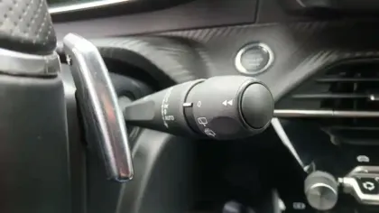 Photo 76 Peugeot 208  Hybrid 110 e-DCS6