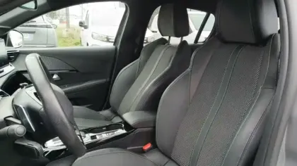 Photo 9 Peugeot 208  Hybrid 110 e-DCS6