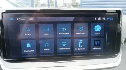 Photo 68 Peugeot 208  Hybrid 110 e-DCS6