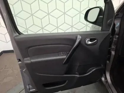 Photo 63 Renault Kangoo  Blue dCi 95