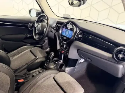 Photo 31 Mini Mini Hatch 5 Portes Cooper 136 ch DKG7