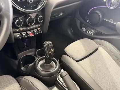 Photo 36 Mini Mini Hatch 5 Portes Cooper 136 ch DKG7