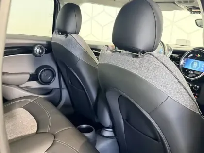 Photo 28 Mini Mini Hatch 5 Portes Cooper 136 ch DKG7