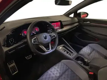 Photo 8 Volkswagen Golf 1.5 eTSI OPF 150 DSG7 R-Line