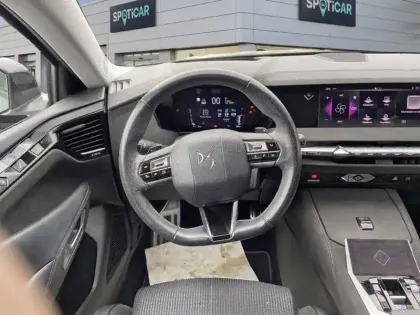 Photo 11 DS DS 4  Hybride E-Tense 225 EAT8 Performance Line