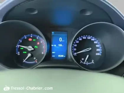 Photo 13 Toyota C-HR  1.2T 2WD Graphic