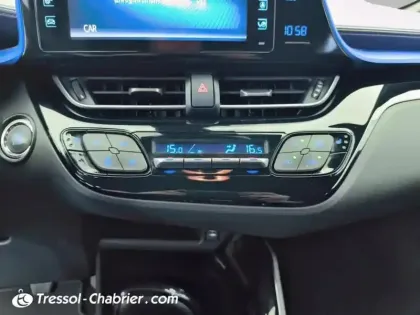 Photo 14 Toyota C-HR  1.2T 2WD Graphic