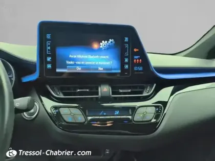 Photo 20 Toyota C-HR  1.2T 2WD Graphic