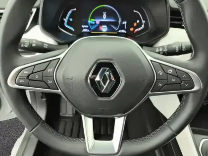 Photo 18 Renault Clio  E-Tech full hybrid 145 Techno