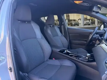 Photo 8 Toyota C-HR  Hybride 1.8L Edition