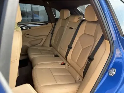 Photo 13 Porsche Macan 3.0 V6 340 CH