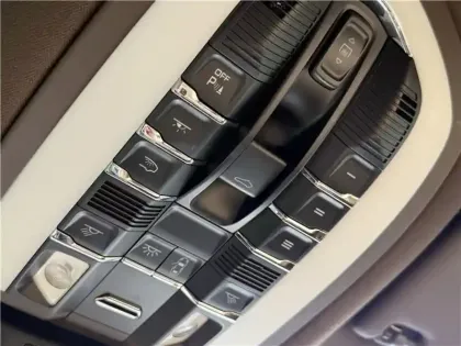 Photo 23 Porsche Macan 3.0 V6 340 CH