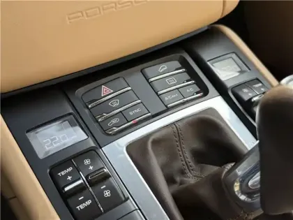 Photo 31 Porsche Macan 3.0 V6 340 CH